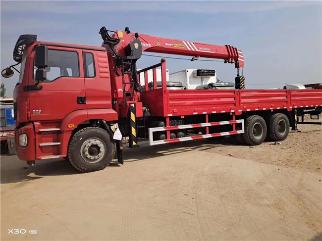 陜汽德龍后八輪濰柴270馬力12噸隨車吊