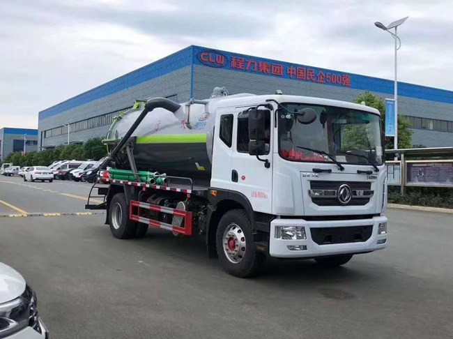 東風(fēng)D9吸污車(chē)/國(guó)六10方吸污車(chē)