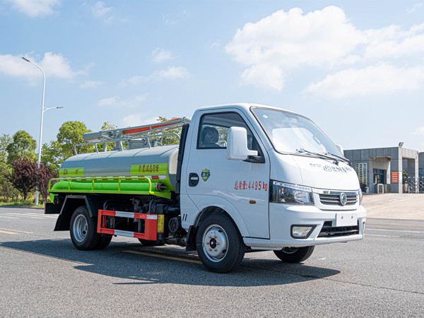 國(guó)六藍(lán)牌吸糞車(chē)/上牌不超重款